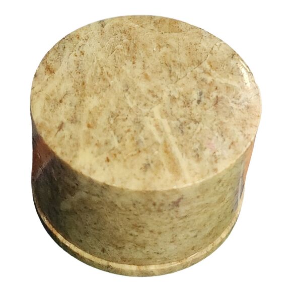 Hand Carved Round Soapstone Floral Trinket‎ Box Mother of Pearl Inlay - Picture 5 of 5